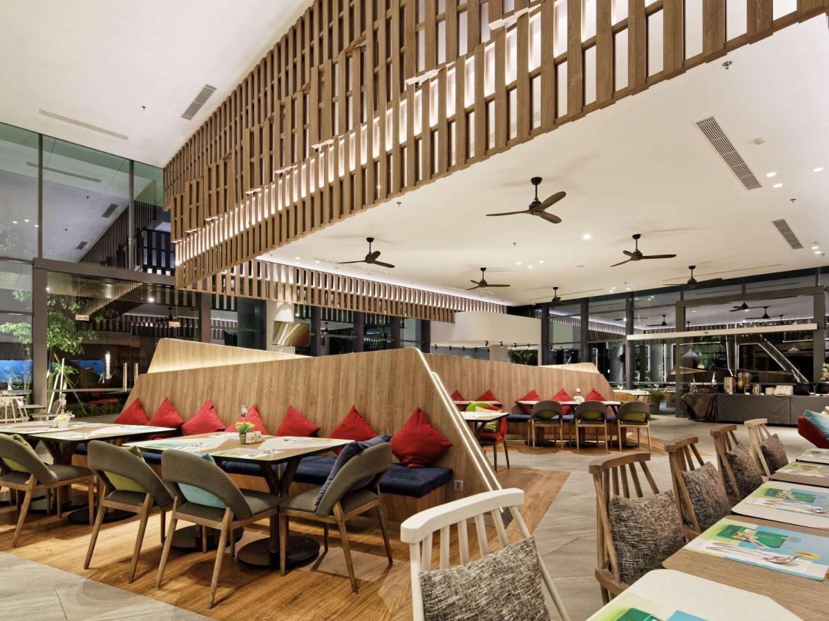 Hotel Ibis Styles Batam Nagoya Exterior foto
