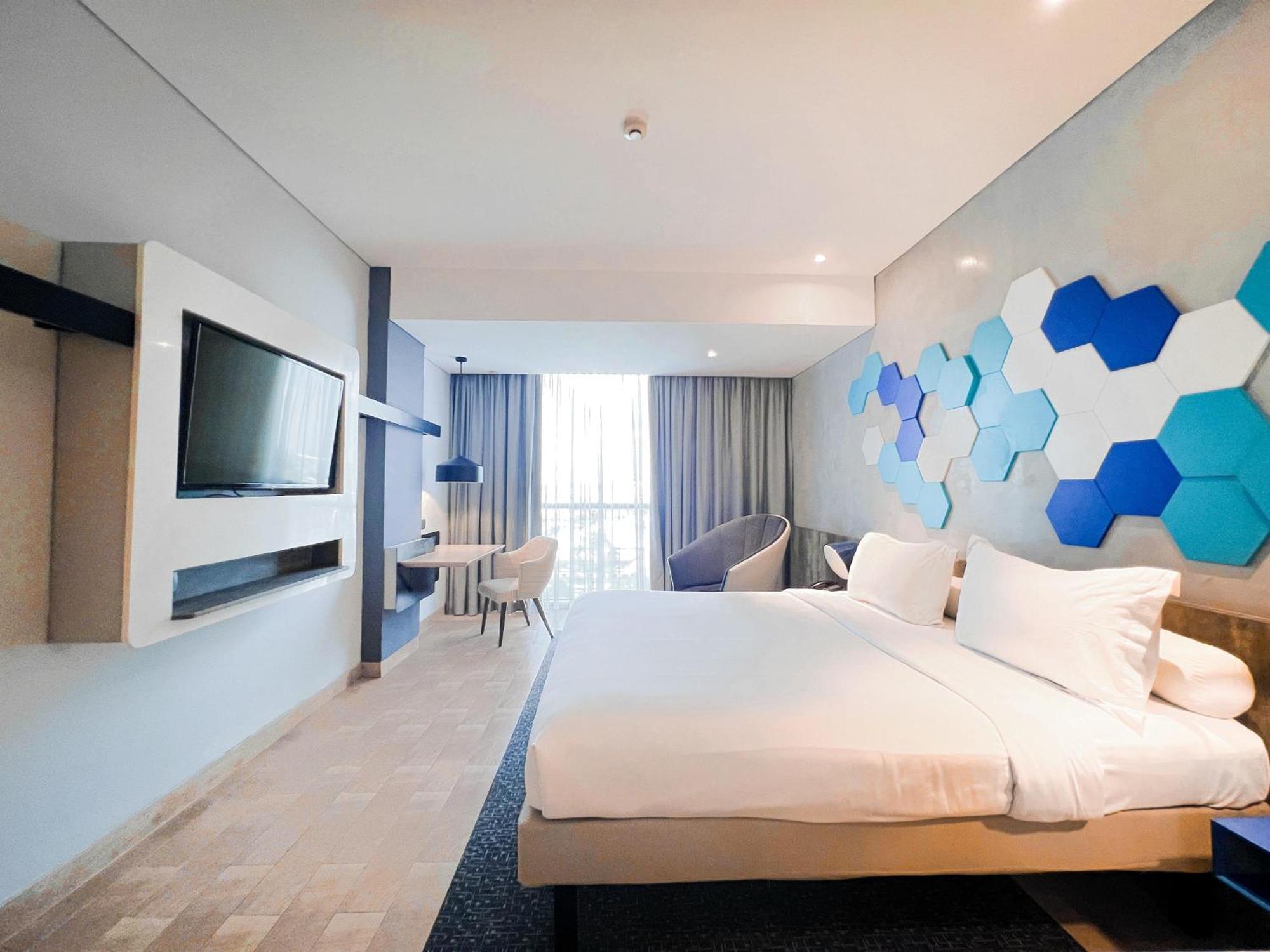 Hotel Ibis Styles Batam Nagoya Exterior foto