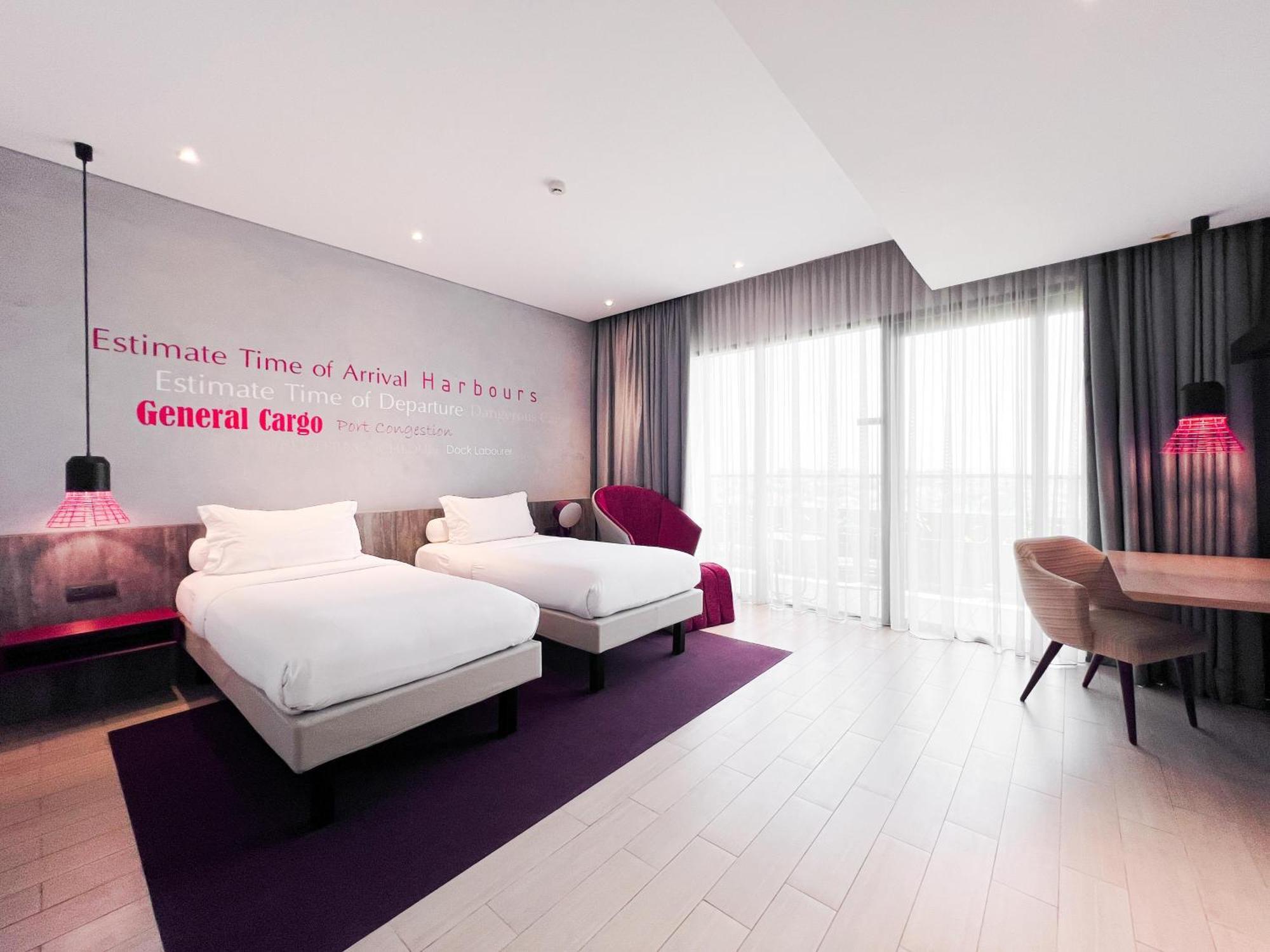Hotel Ibis Styles Batam Nagoya Exterior foto