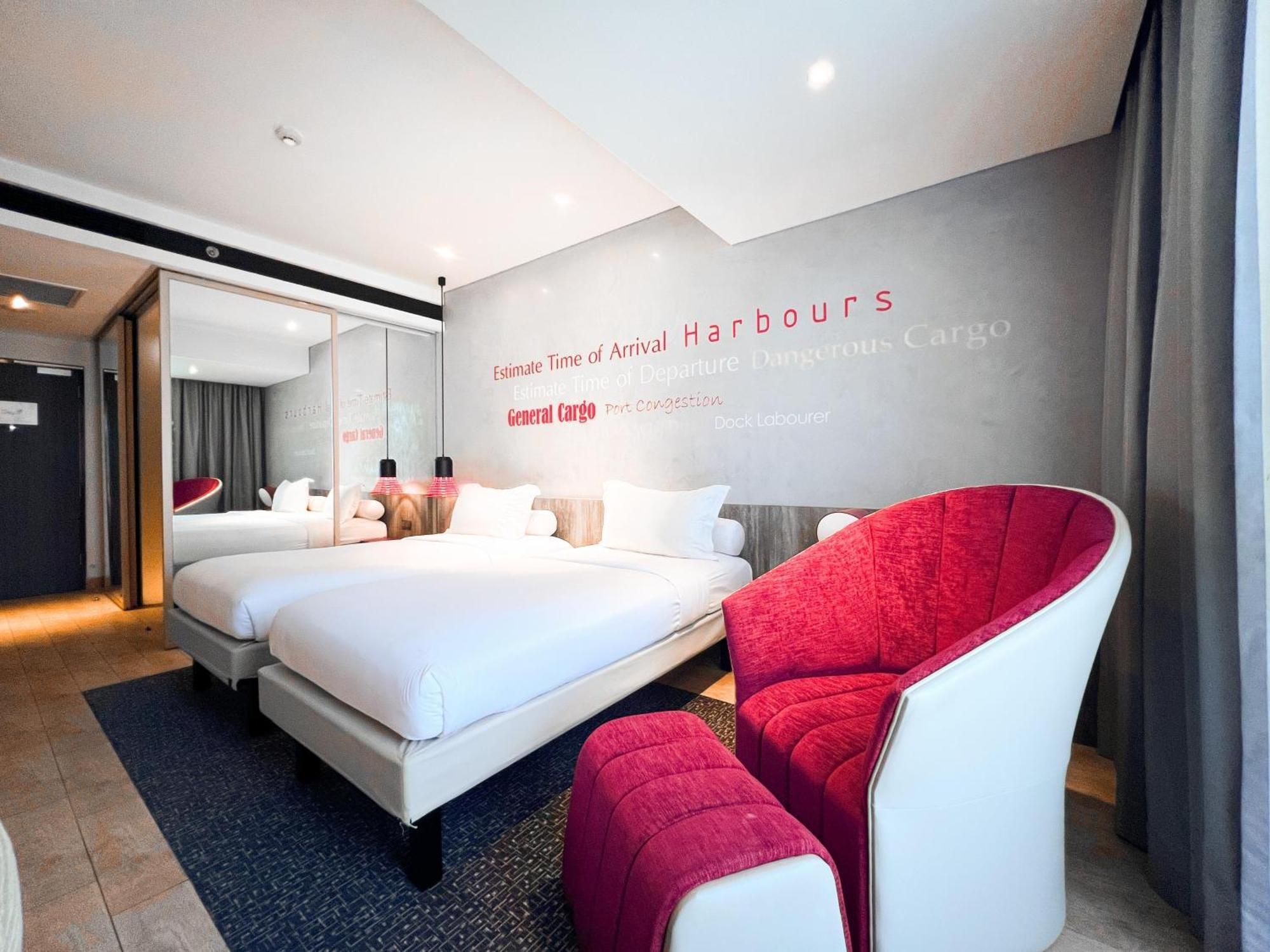 Hotel Ibis Styles Batam Nagoya Exterior foto